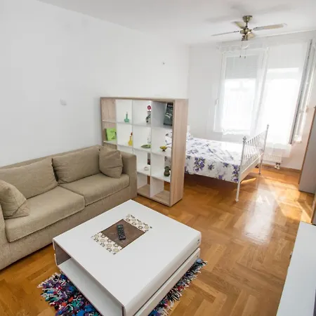 Apartman Centar 公寓 *